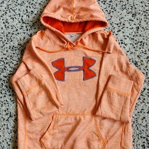 Under Armour Hoodie (M)